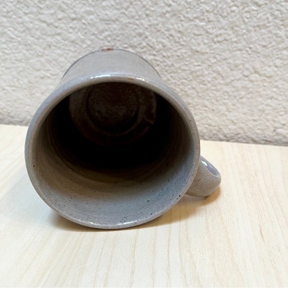 Mug. Celedon Glaze on Stoneware. Wheel Thrown. Salt Firing. Lovely. - Picture 4 of 6